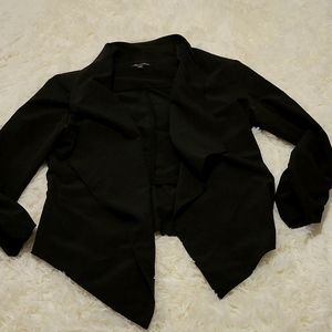 Black 3/4 sleeve blazer